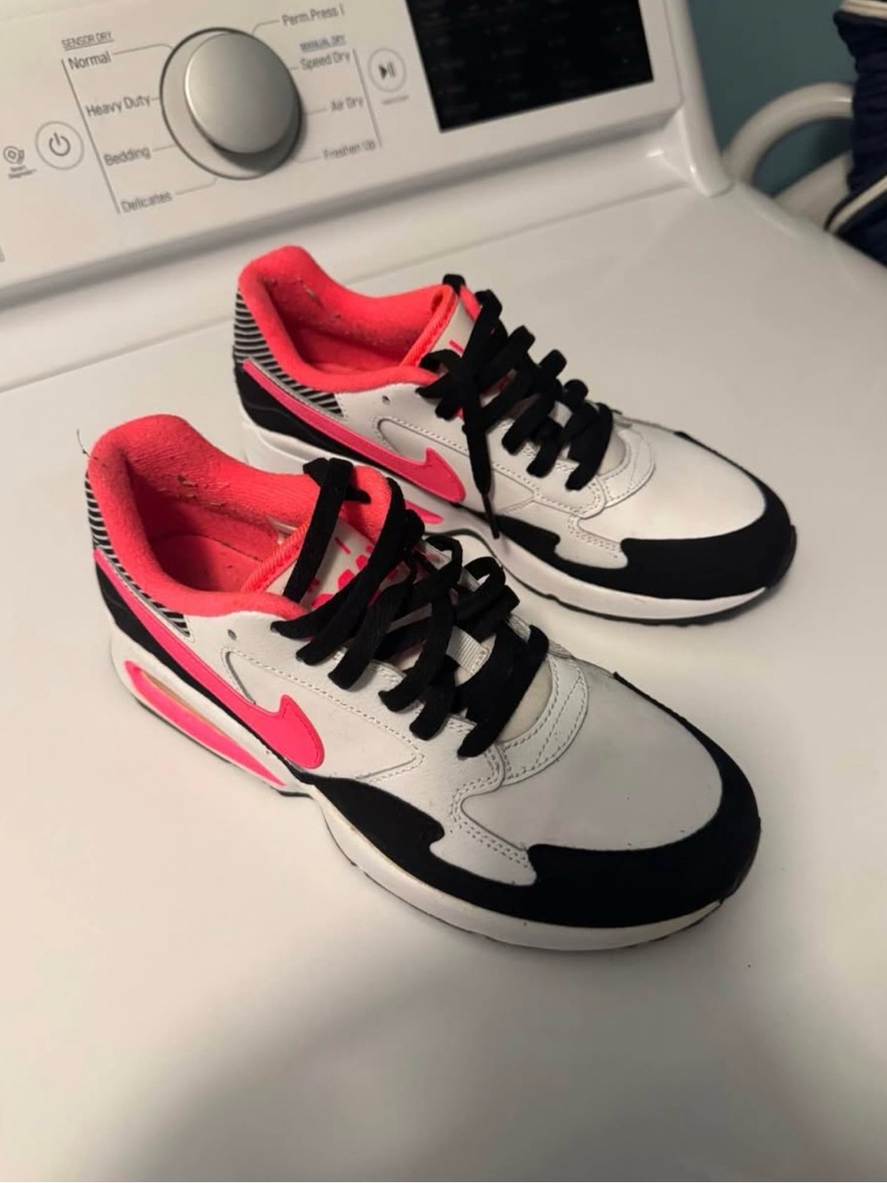 Nike White Black Pink Air Max-inspired Sneakers